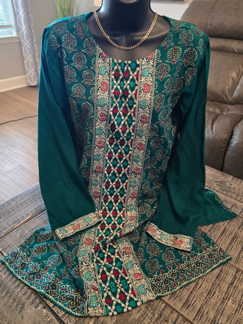 Kurti beechtree 10